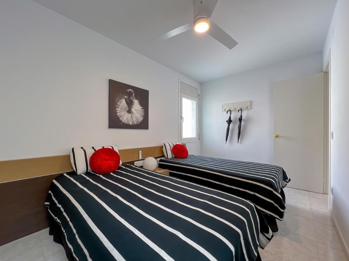 Vivalidays Yolanda Apartment Calella Luaran gambar